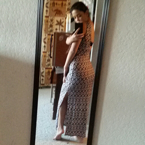 Dress - Picture 4 of 4