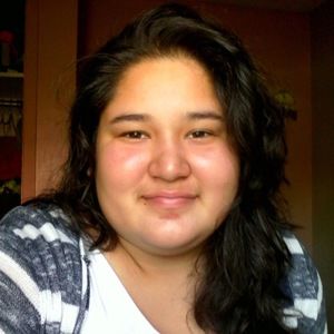 Meet your Posher, Claudia