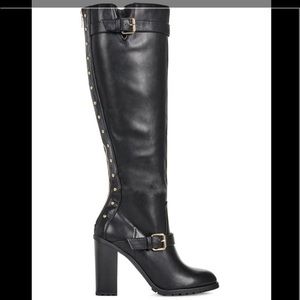 BRAND NEW heeled boots