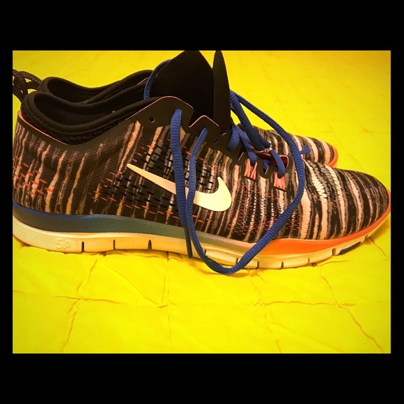 Nike Free 5.0 Tennis Shoes