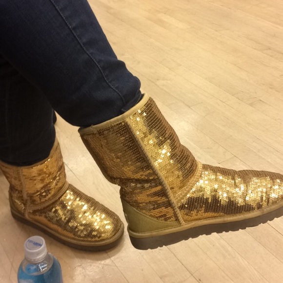 UGG Shoes - Gold Uggs