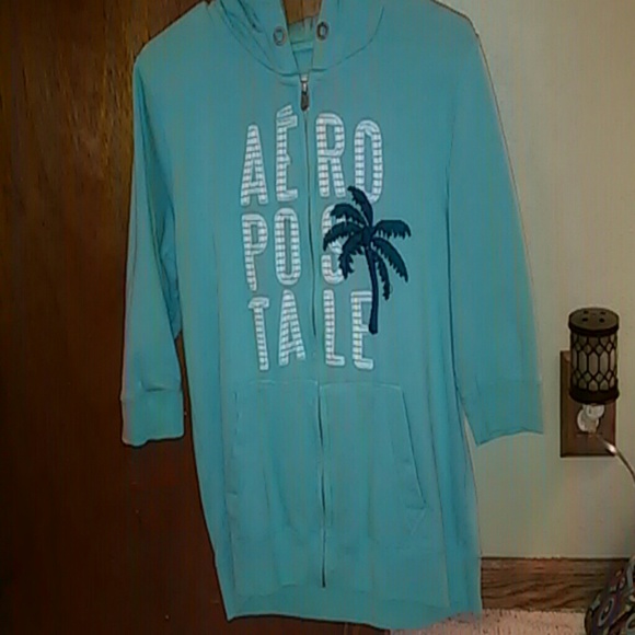 🌟MAKE OFFER🌟Aeropostale 3/4 length sleeve zip-up