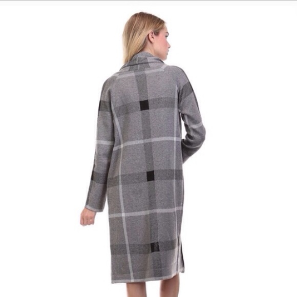 NWT Tea & Cup Gray Plaid Cardigan Sweater - Picture 3 of 3