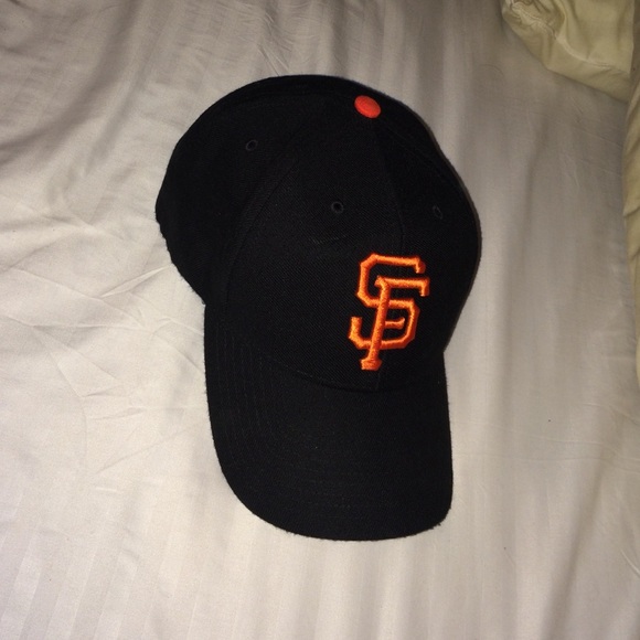 Giants cap