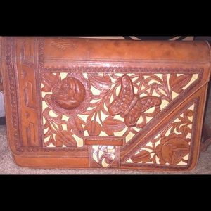 💜Trade💜 Hand-tooled leather purse