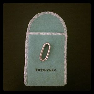 Tiffany's oval pendant