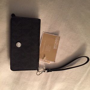 Michael kors phone wallet/wristlet
