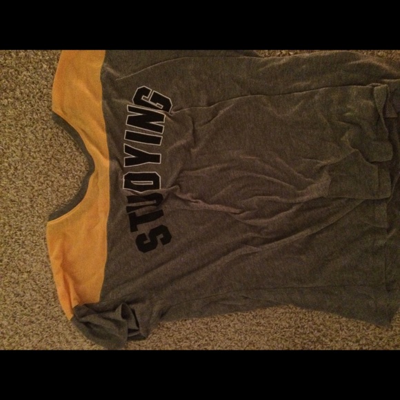 pink shirt - Picture 1 of 1