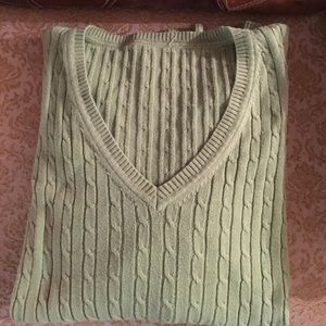 🍀Green sweater🍀 sale!