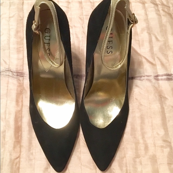 Guess Heels - Picture 3 of 4