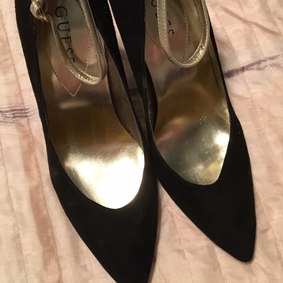 Guess Heels - Picture 4 of 4