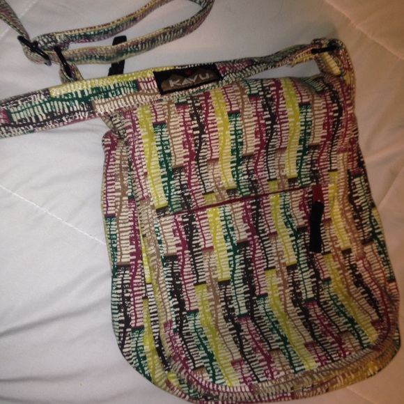 Kavu purse ....BEST OFFER!