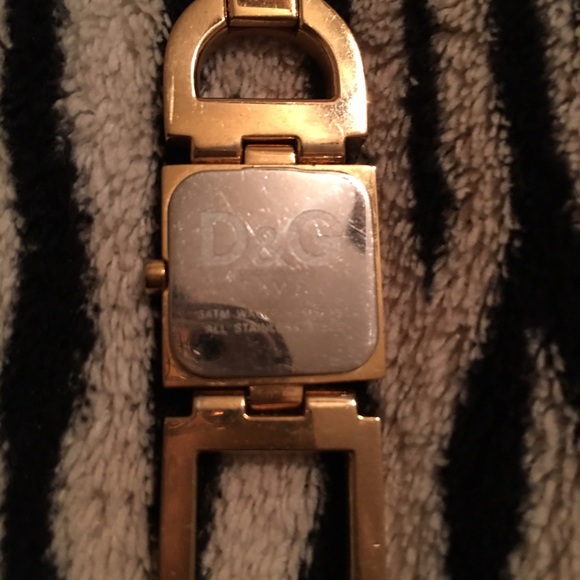 Watch - Picture 3 of 3