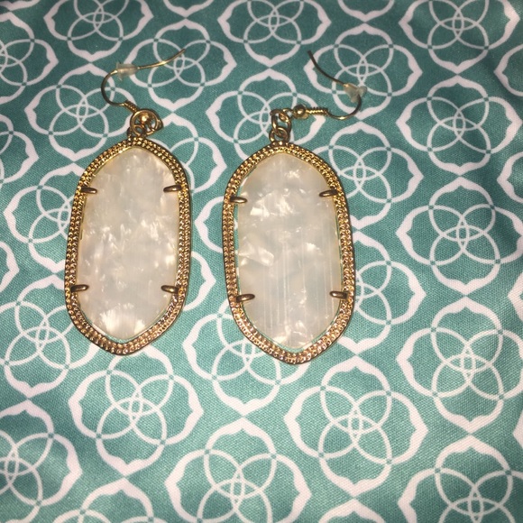 Kendra Scott look alikes