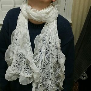 Lace and knit scarf