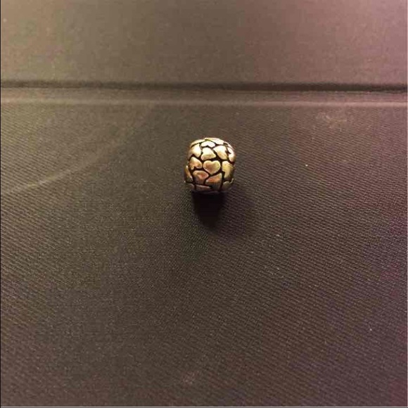 Authentic PANDORA hearts charm - Picture 2 of 3
