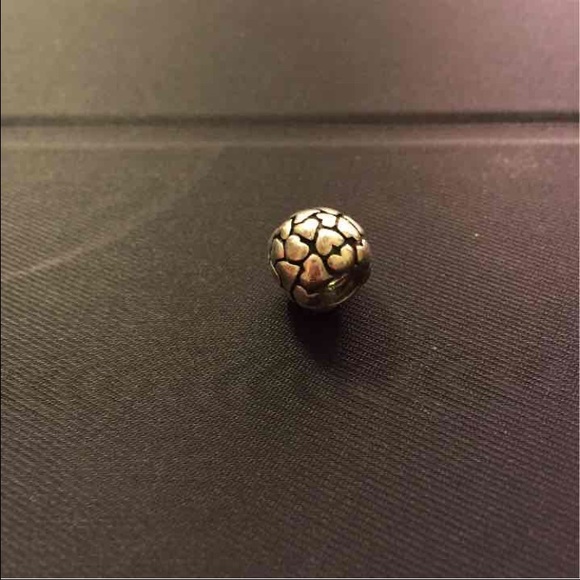 Authentic PANDORA hearts charm - Picture 3 of 3