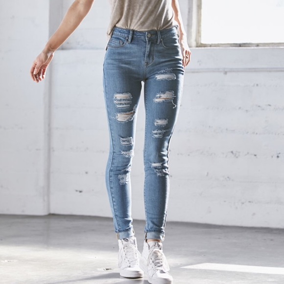 Bullhead High rise skinnies - Picture 1 of 1
