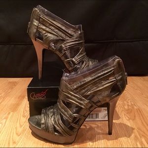 *DONATED* NWOT - Carlos Santana Regent Heel