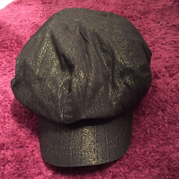 l.e.i. Black Gold Shimmer Slouch Hat
