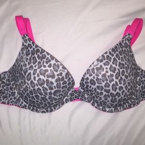 PINK Victoria's Secret Push-up Bra