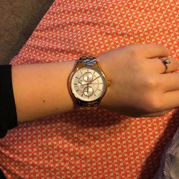 Fossil watch-gold/rose gold