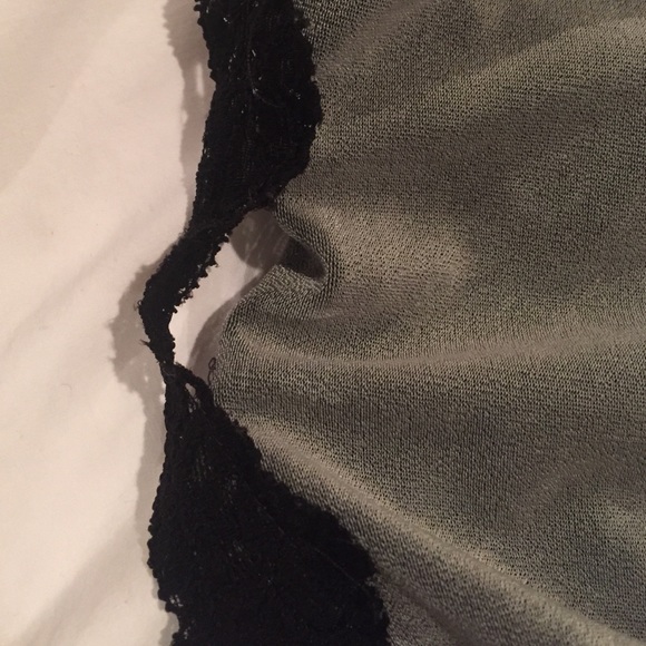 🚫DONATED🚫🎉PRICE DROP🎉Cami - Picture 4 of 4