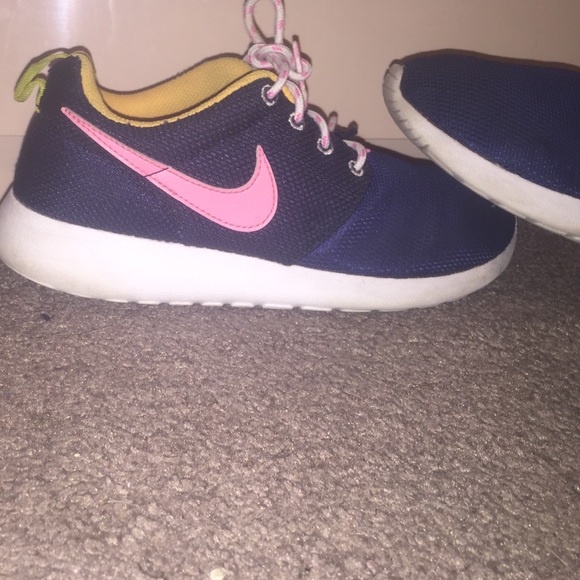 Nike roshe runs! ✔️ - Picture 3 of 3
