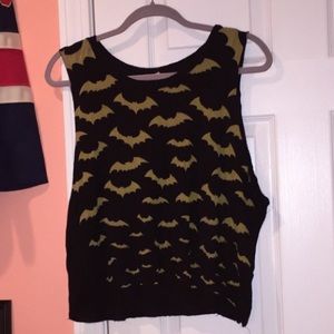 Crop top tank (worn out look)
