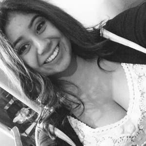 Meet your Posher, Daniela