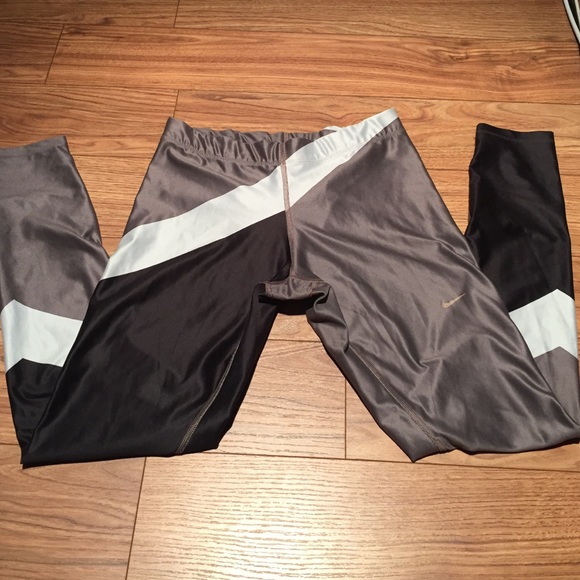 Nike Pants - Nike Engineered Print Running Tights