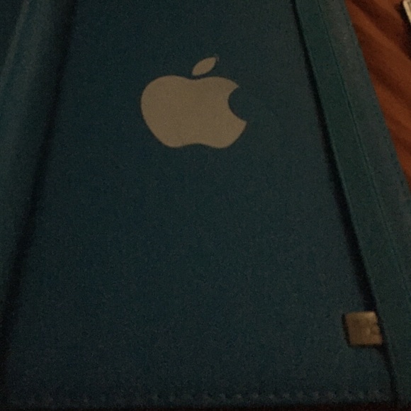 I pad mini - Picture 2 of 3