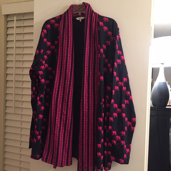 Crown & Ivy. Elephant Knit Fly Away Open Jacket.🐘