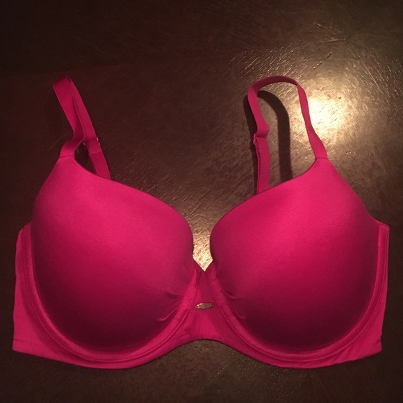 Victoria's Secret Fabulous lined demi bra