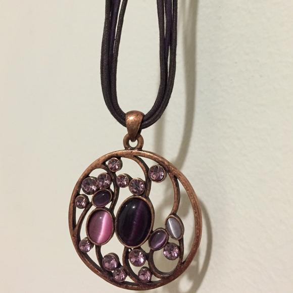 Necklace - Picture 3 of 3