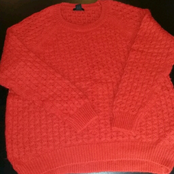 H&M Red Sweater - Picture 4 of 4