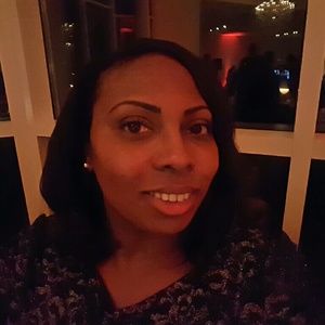 Meet your Posher, Angeline