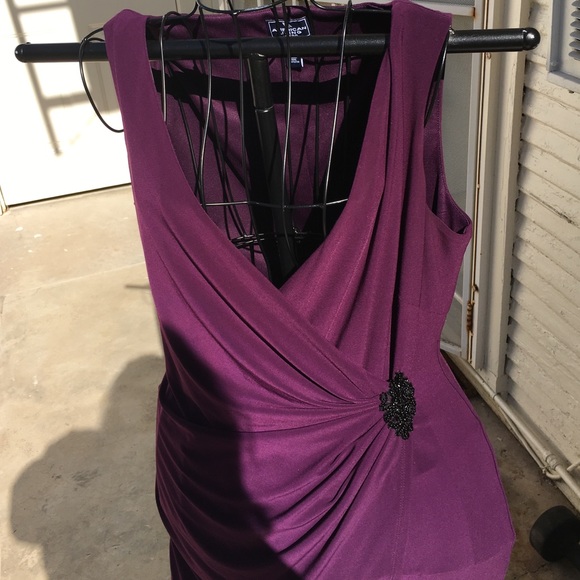American living deep purple gorgeous dress! ☔️☔️☔️