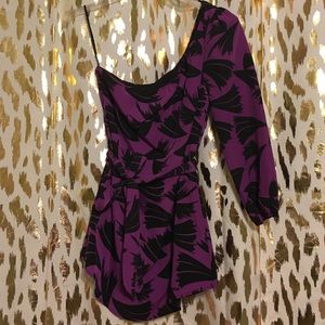 Trendy One-Shoulder Top from Guess!