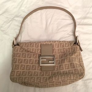 FENDI Baguette Monogram - Tan
