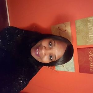 Meet your Posher, Vanessa