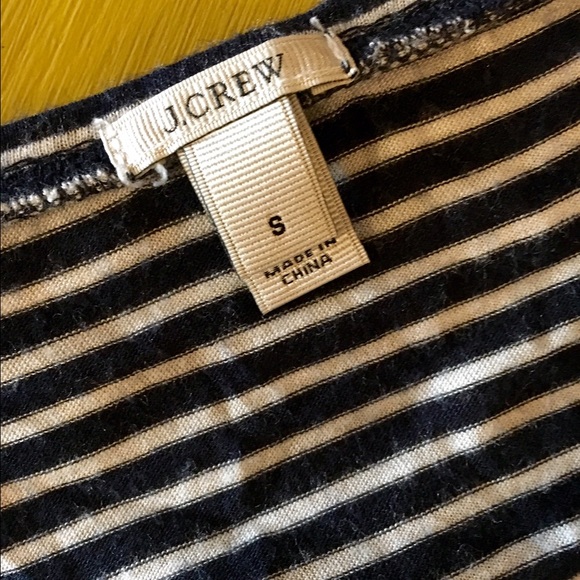 J. Crew v-neck navy stripe 3/4 sleeve tee - sz.S - Picture 2 of 4
