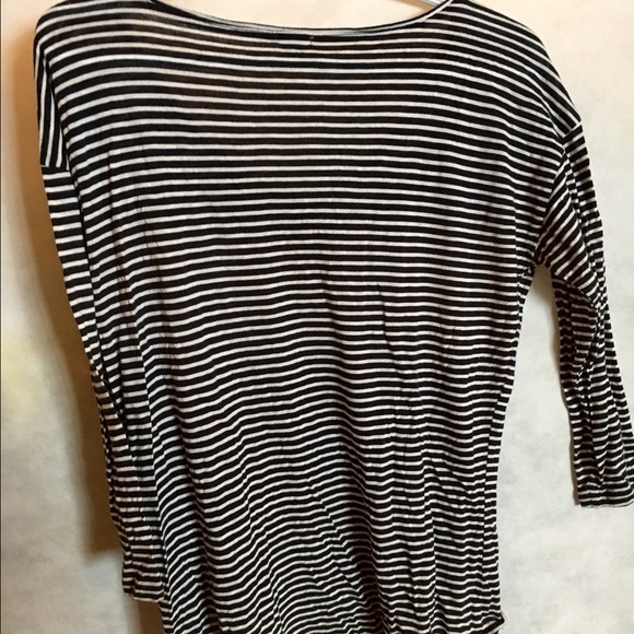J. Crew v-neck navy stripe 3/4 sleeve tee - sz.S - Picture 4 of 4