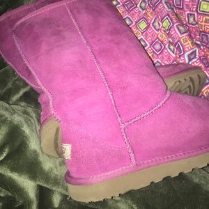 UGG BOOTS