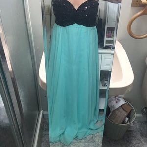 "night moves" prom dress