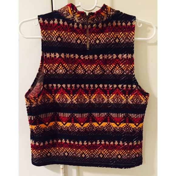 Pattern Muscle Top! - Picture 2 of 3