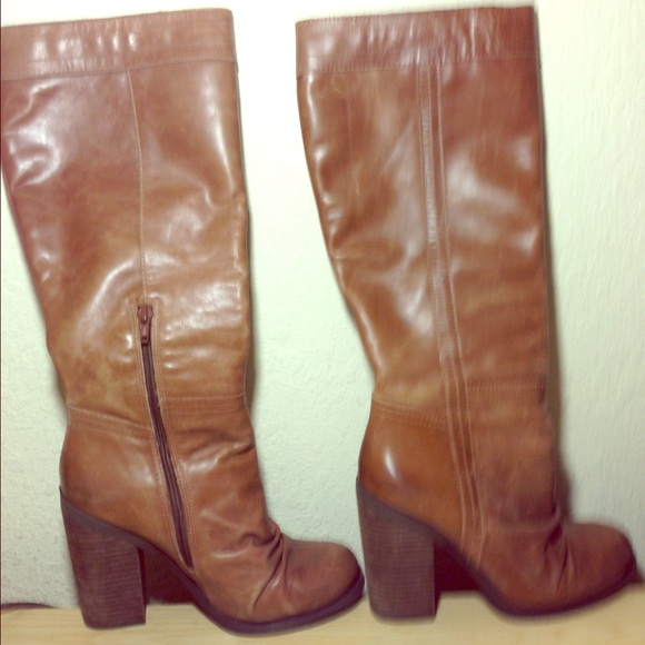 🌺Jessica Simpson cognac boots !!