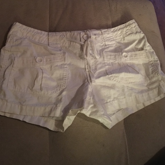 White shorts size 9 by bebop