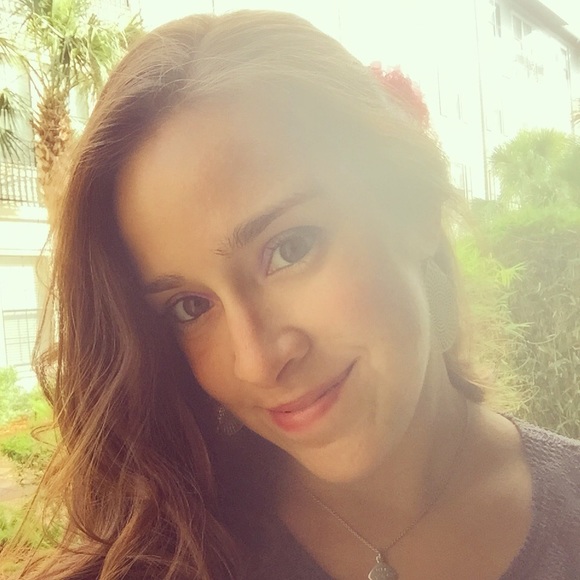 Meet your Posher, Stephanie