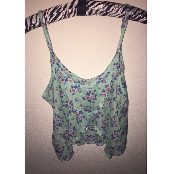 Hollister tank top - Picture 2 of 3